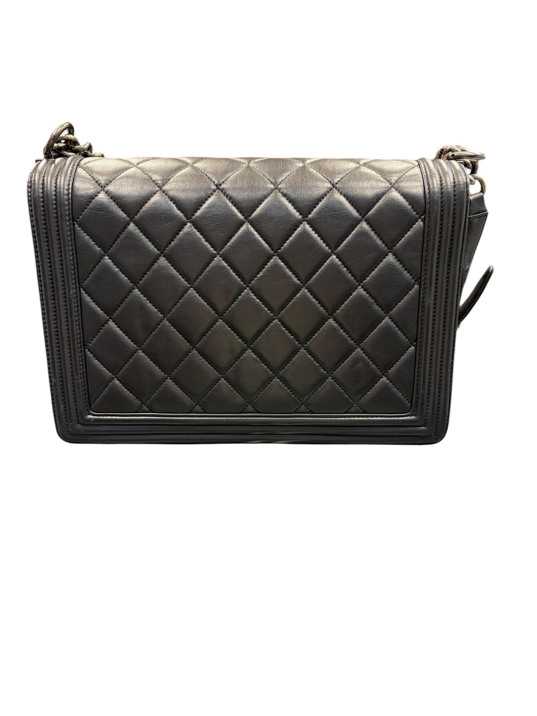 Chanel : sac Boy Large