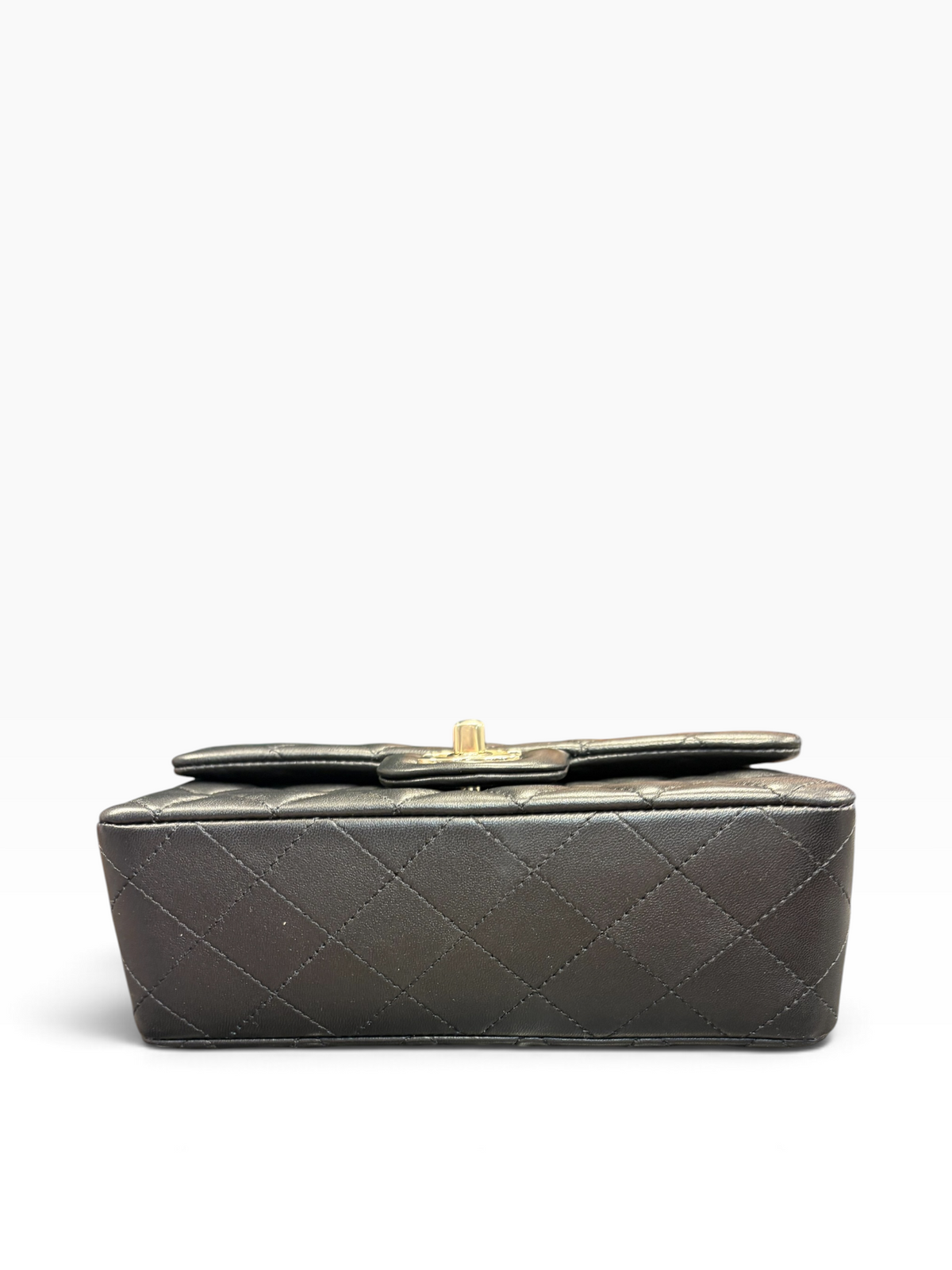 Chanel / Mini Sac Classique