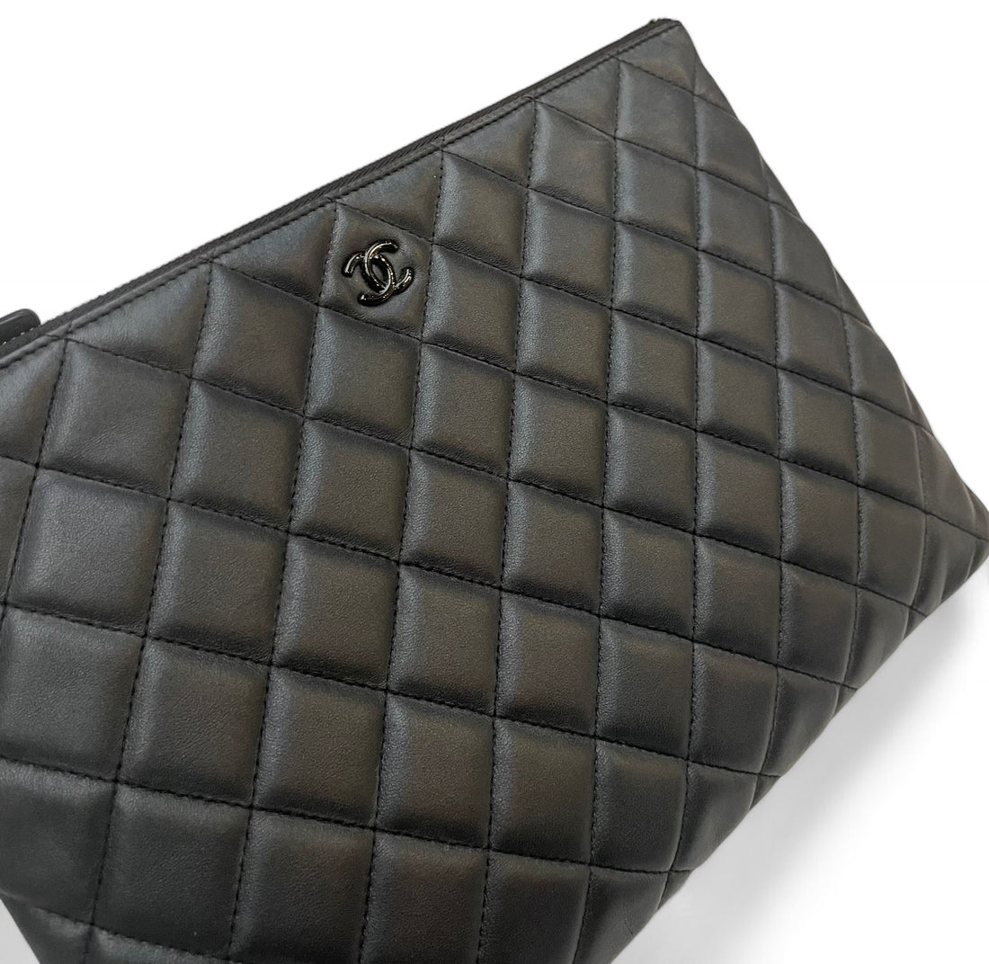 Chanel - Pochette All Black Édition
