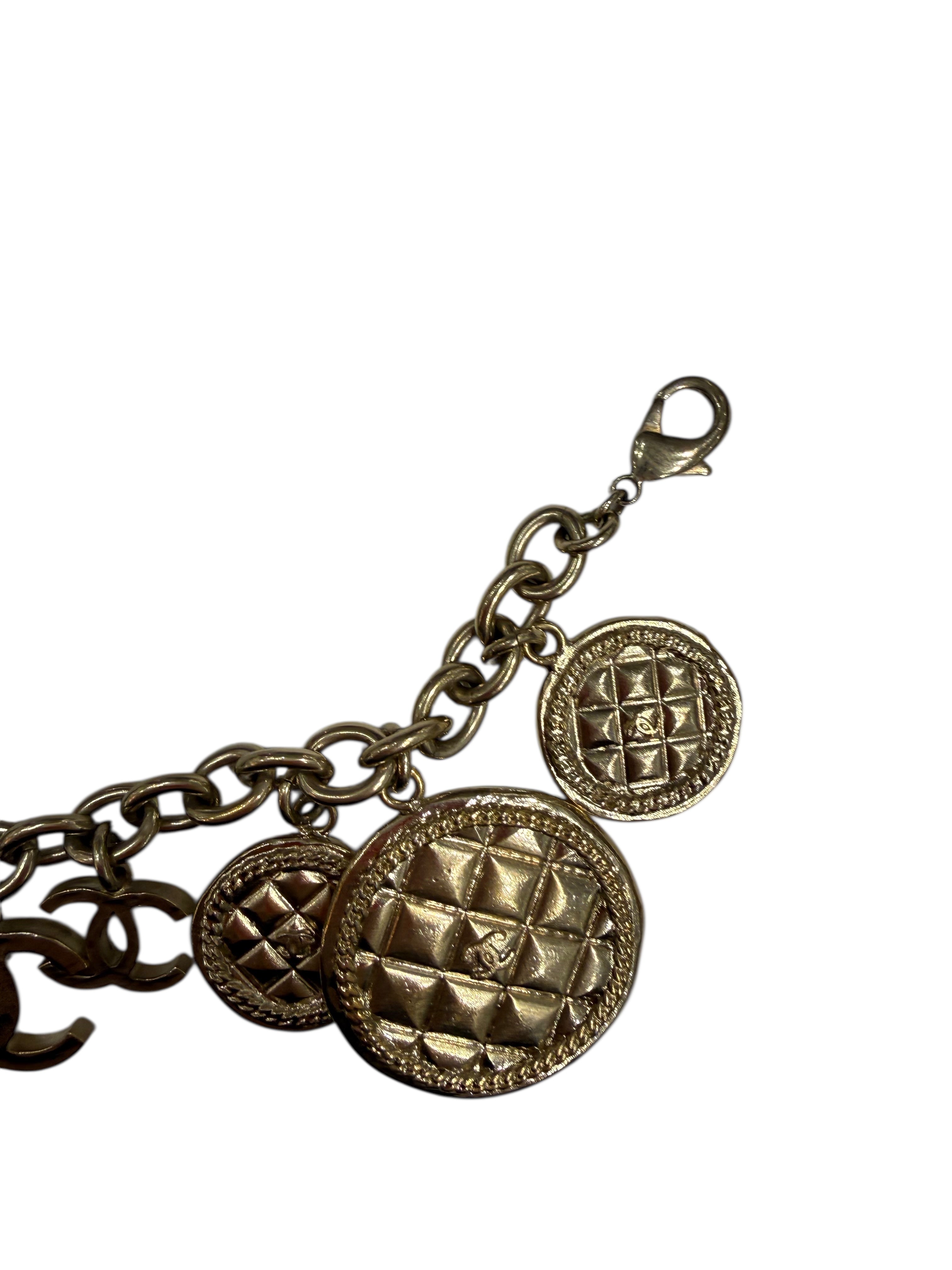 Chanel - Bracelet pampilles