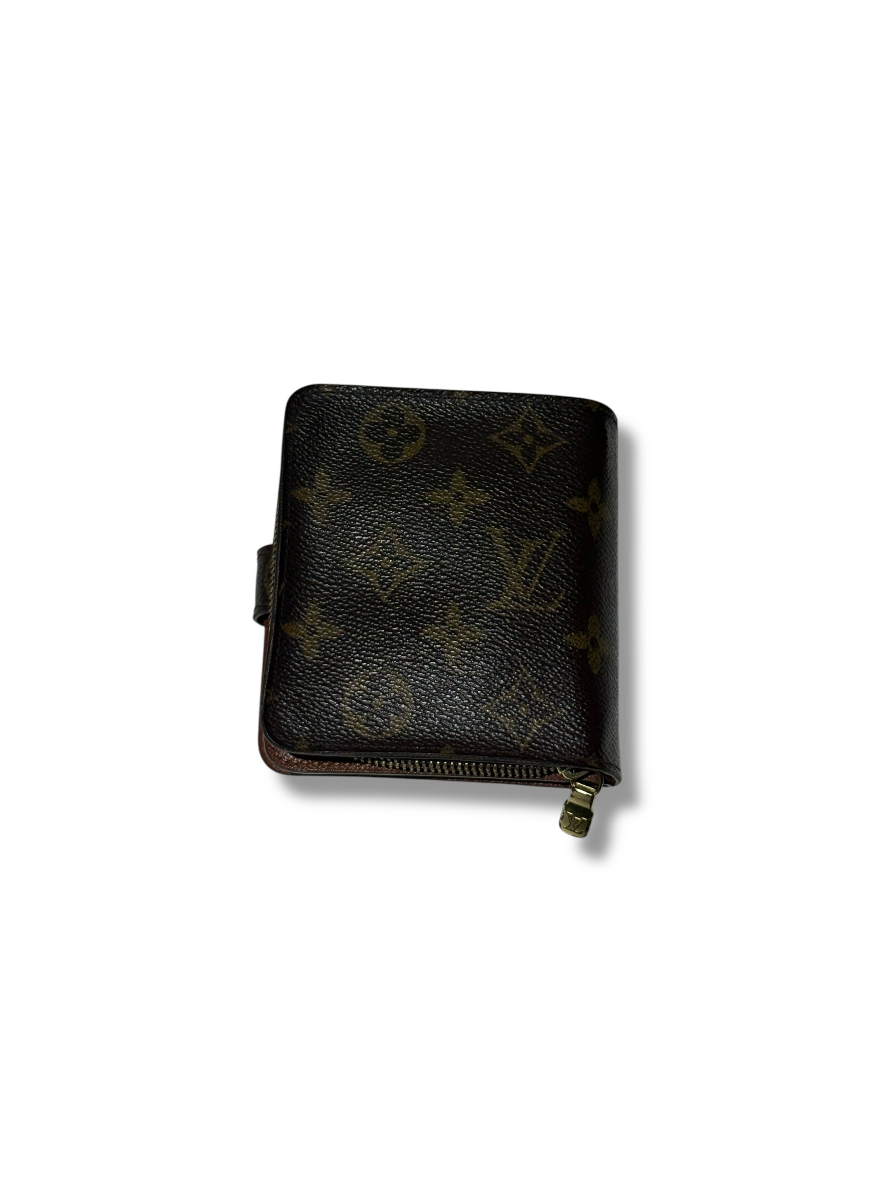 Louis Vuitton Portefeuille Monogram à Rabat PM | Les Folies d’Eugénie