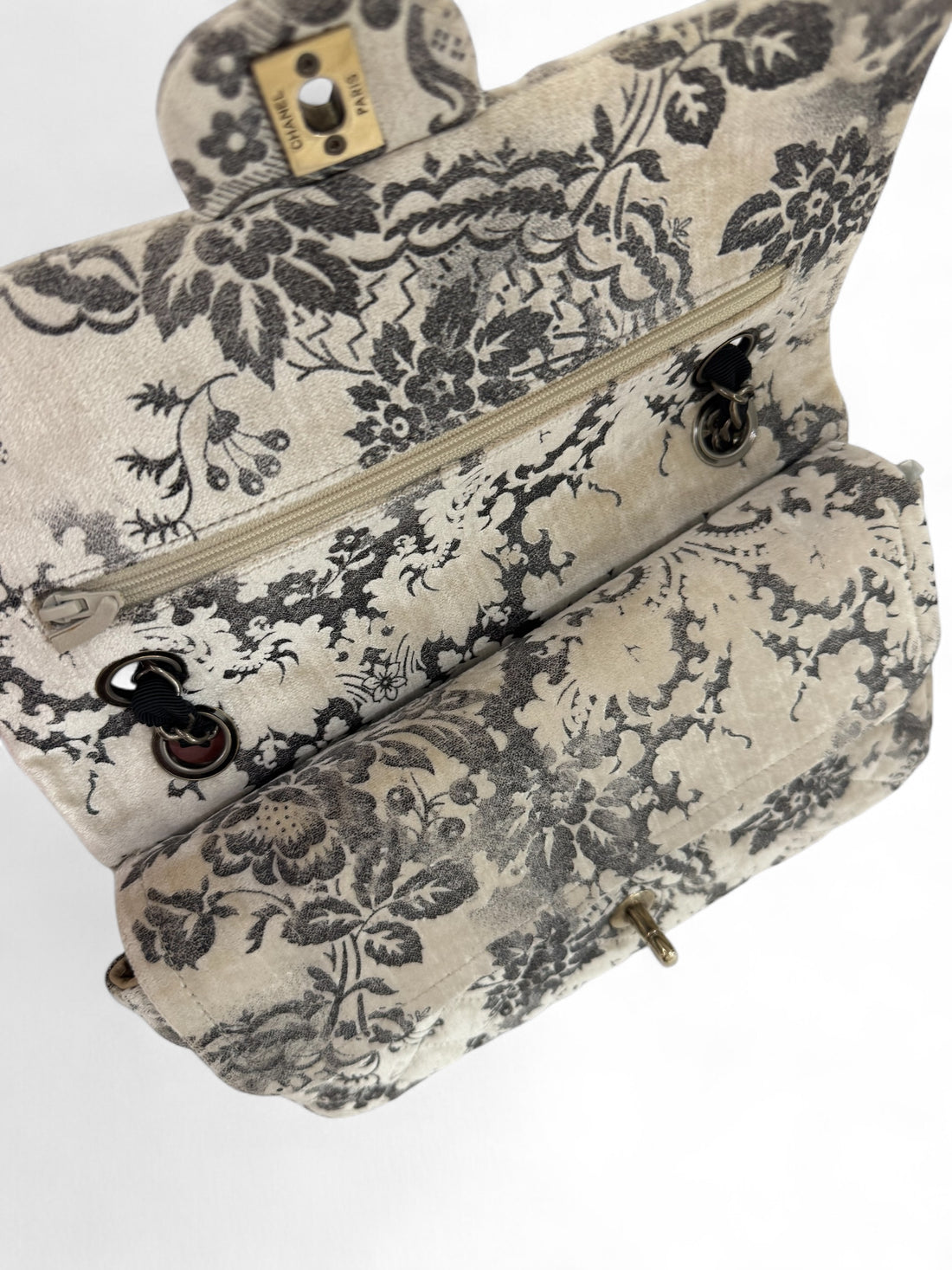 Chanel - Sac Timeless édition limitée baroque velours