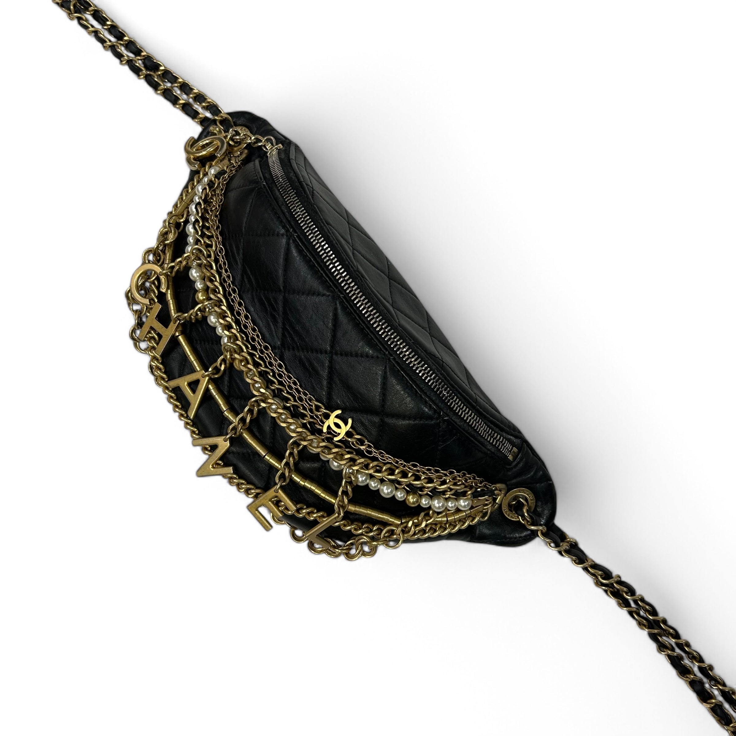Chanel - Banane All About Chains