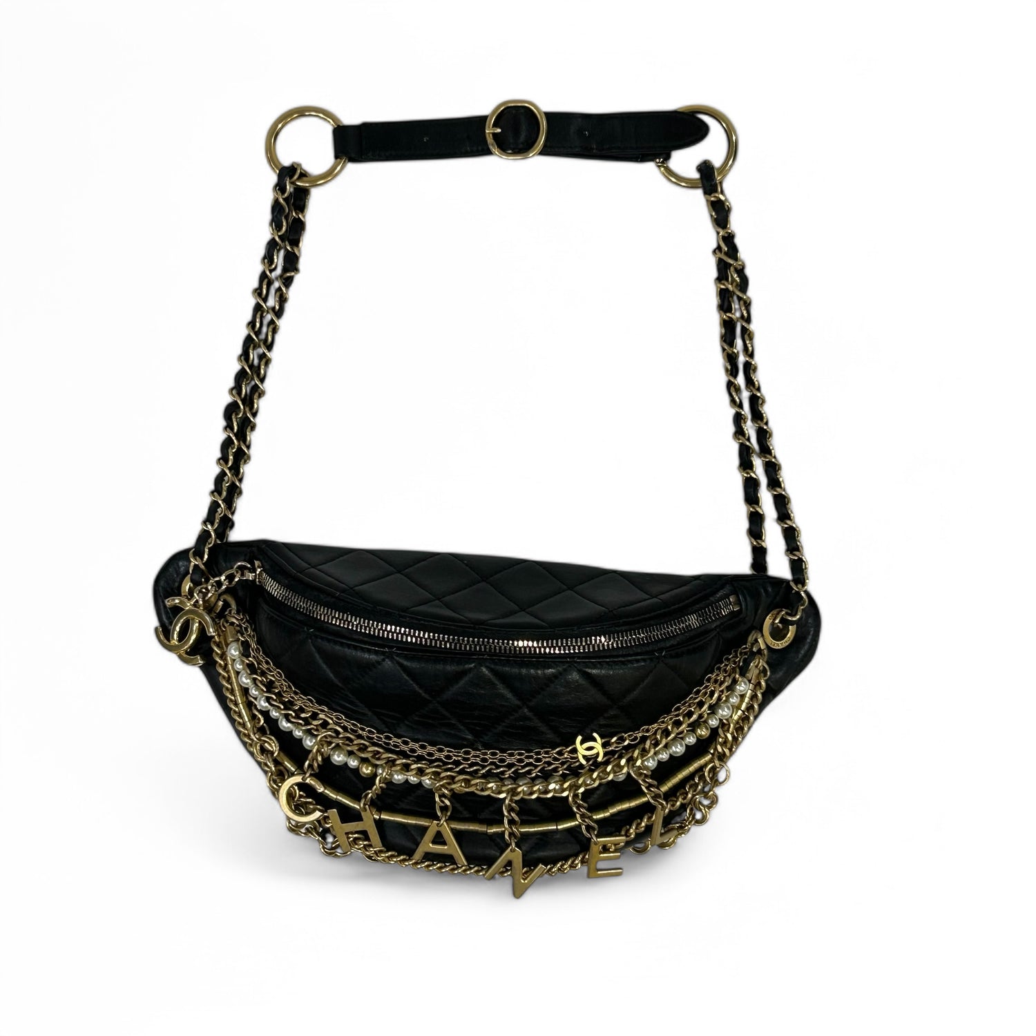 Chanel - Banane All About Chains