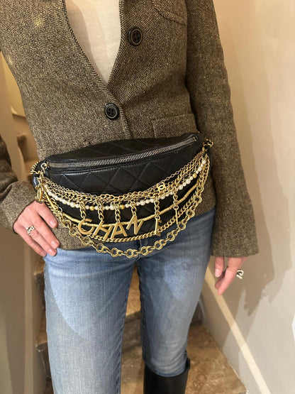 Chanel - Banane All About Chains