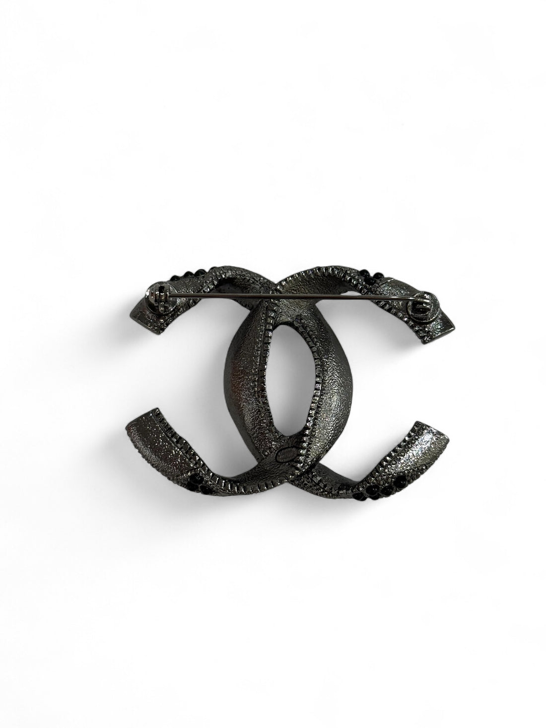 Chanel - Ungeordnete Brosche
