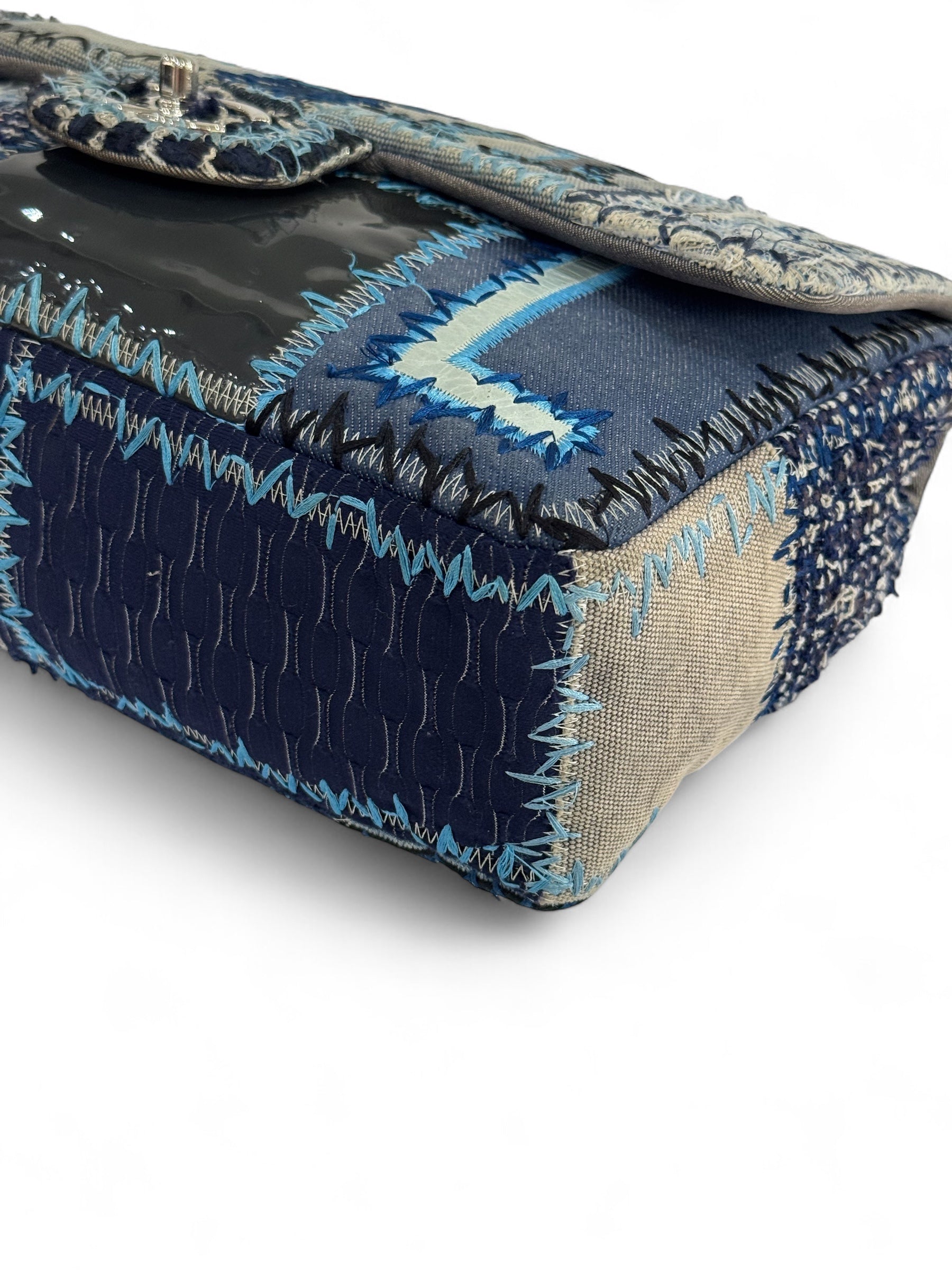 Chanel - Klassische Jumbo-Tasche aus Jeans-Patchwork
