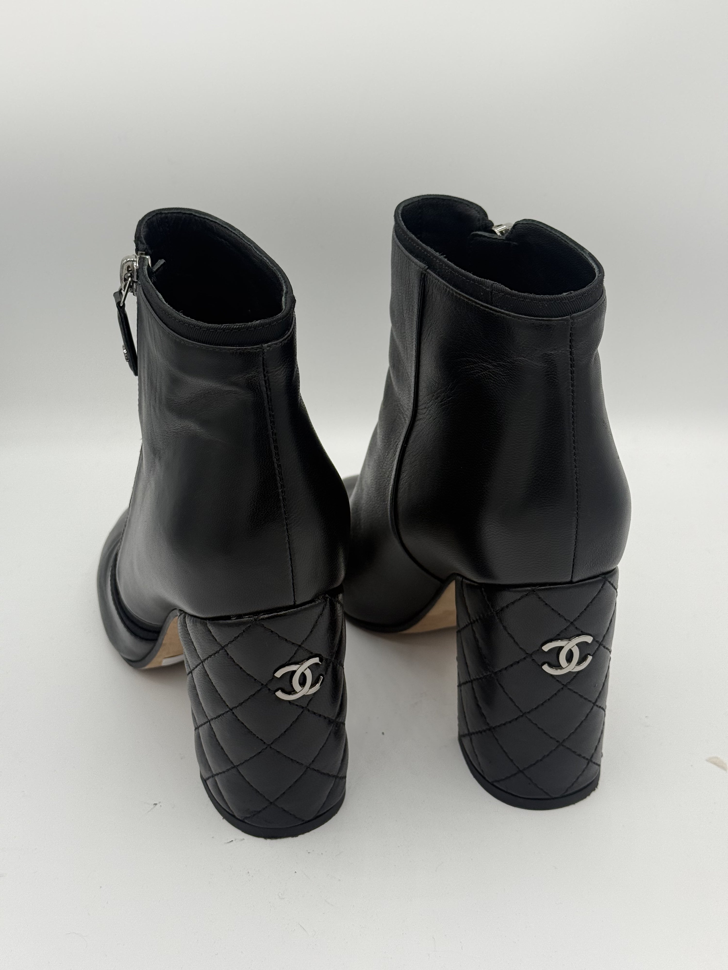 Chanel - Ankle boots