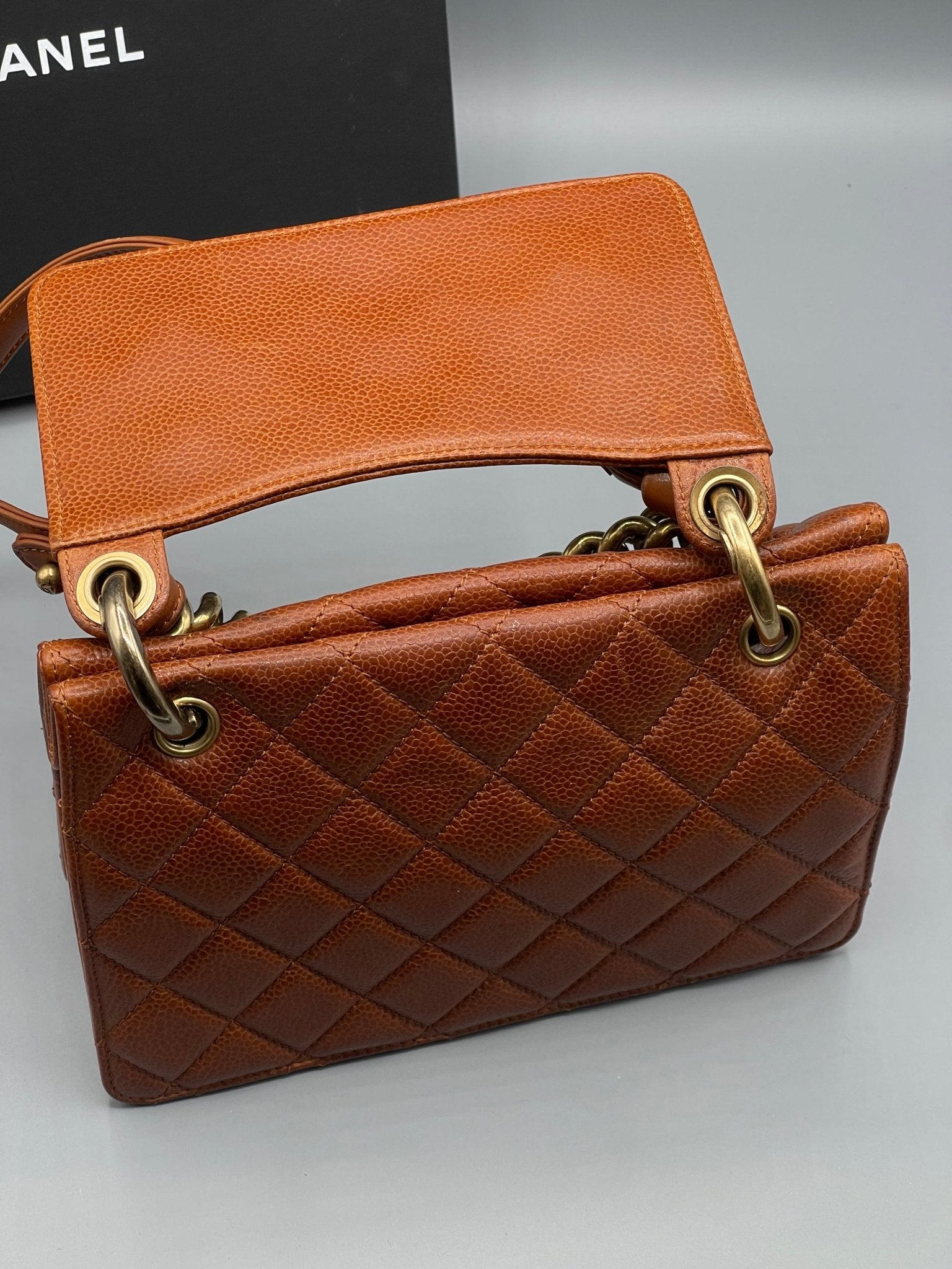 Chanel - Petit Sac classique chain - Les Folies d&