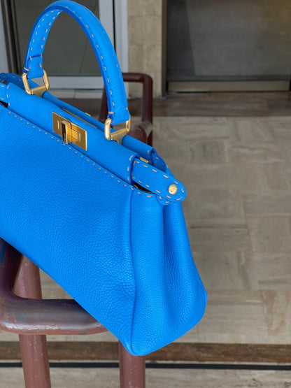 Fendi - Sac Peekaboo bleu MM - Les Folies d&