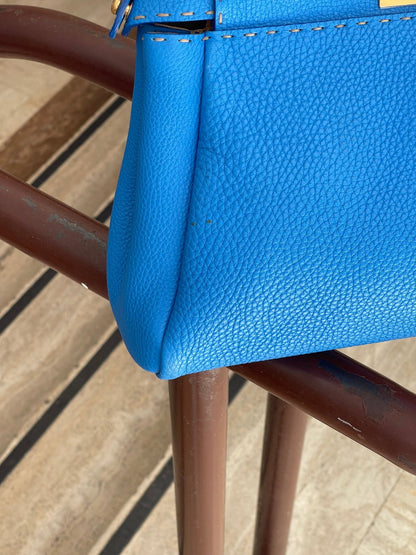 Fendi - Sac Peekaboo bleu MM - Les Folies d&