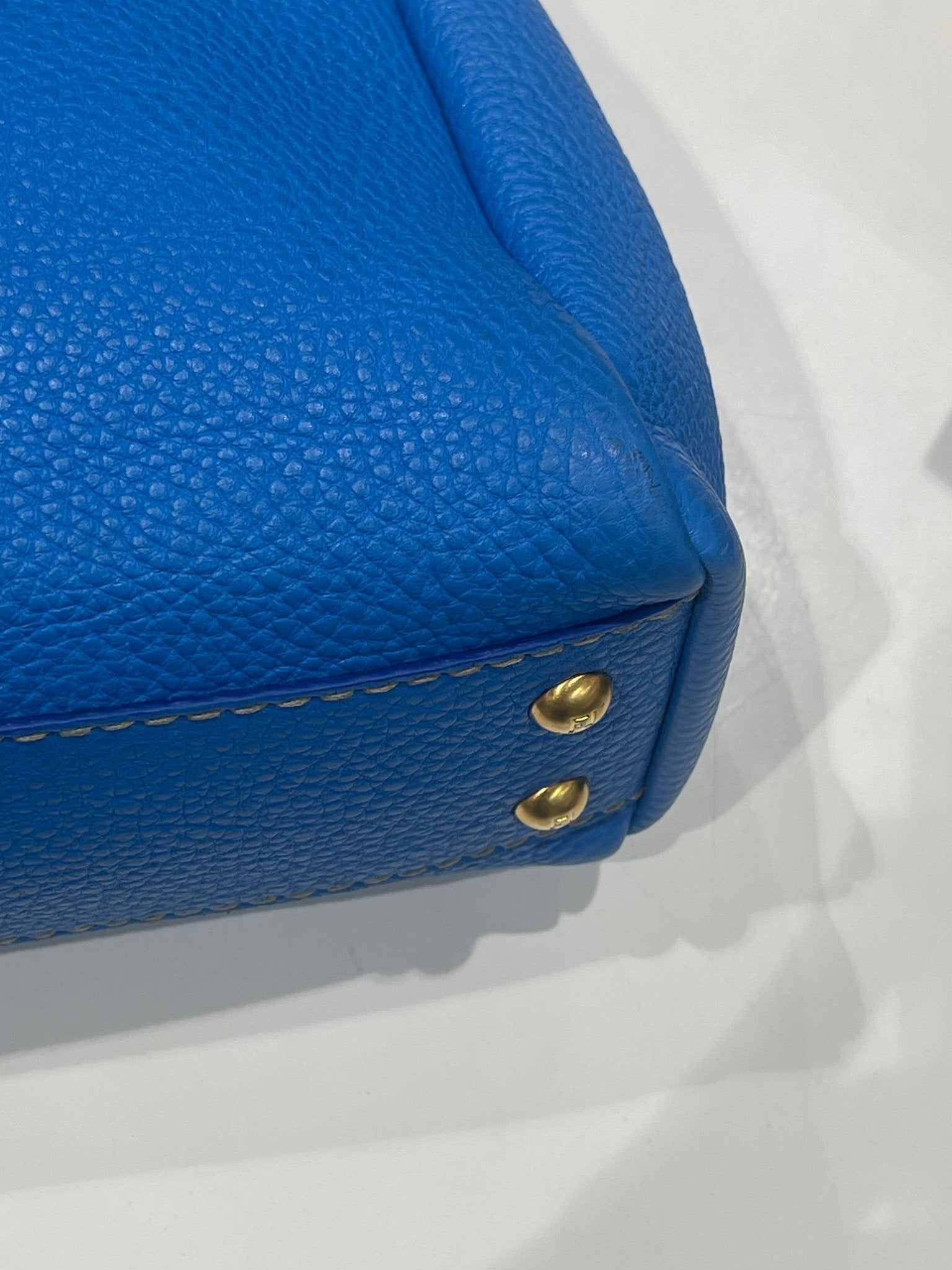 Fendi - Sac Peekaboo bleu MM - Les Folies d&