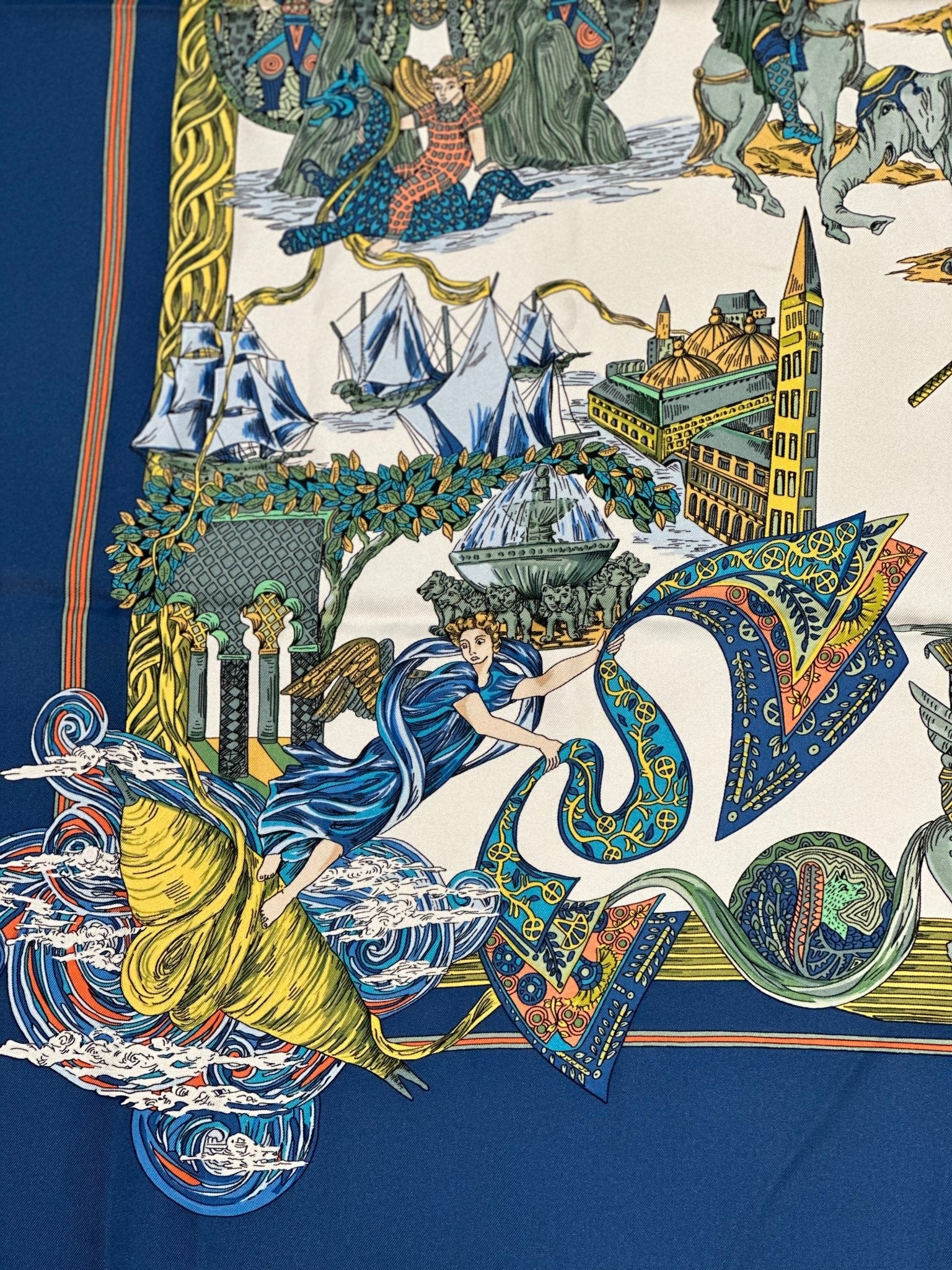 Hermès - Carré 90 «  Au fil de la soie » - Les Folies d&