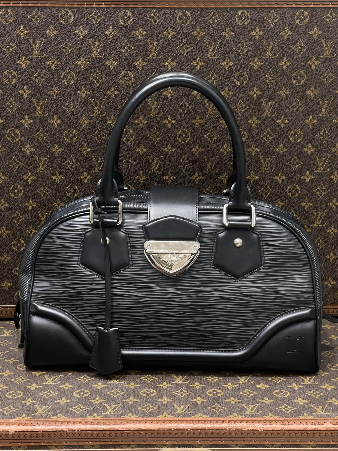 Louis Vuitton - Sac Montaigne Bowling GM cuir épi noir - Les Folies d'Eugenie Les Folies d'Eugenie