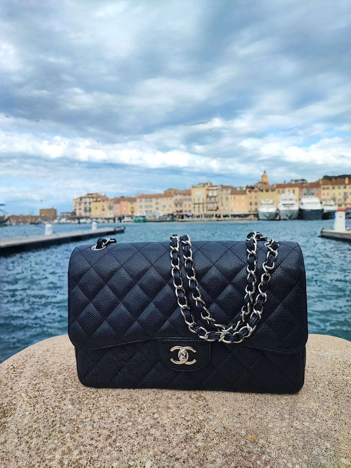 Chanel - Sac Timeless Jumbo Caviar noir