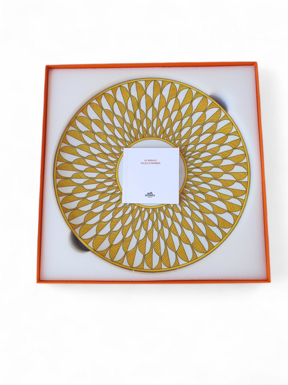 Hermès - Lot de 8 assiettes à dîner Soleil d&
