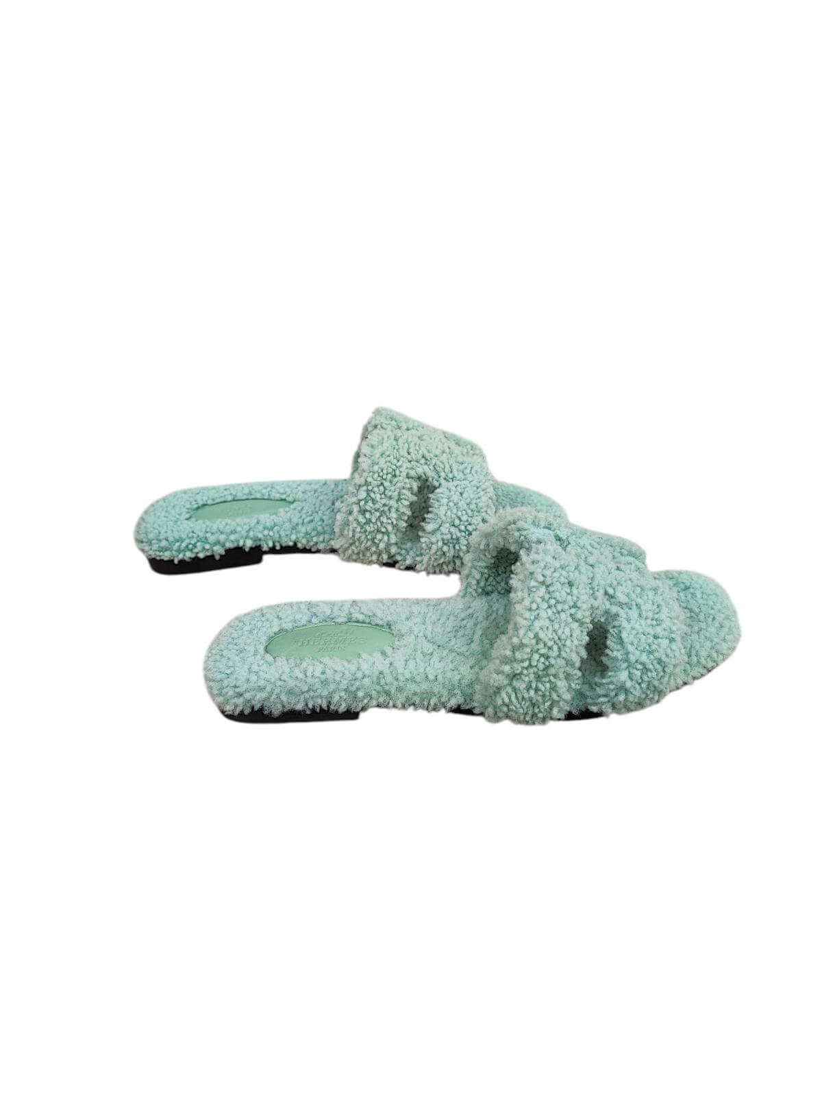 Hermès - Sandali Oran in pelle scamosciata verde acqua T36