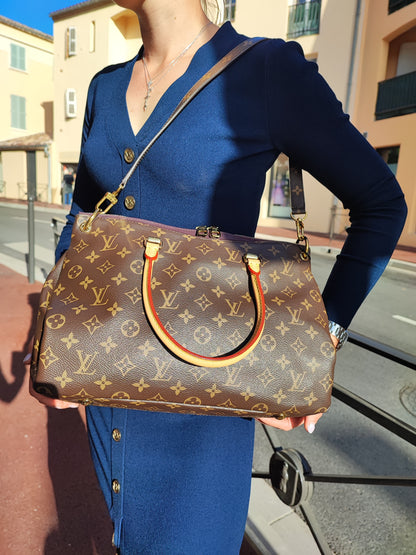 Louis Vuitton - Sac Pallas monogramme
