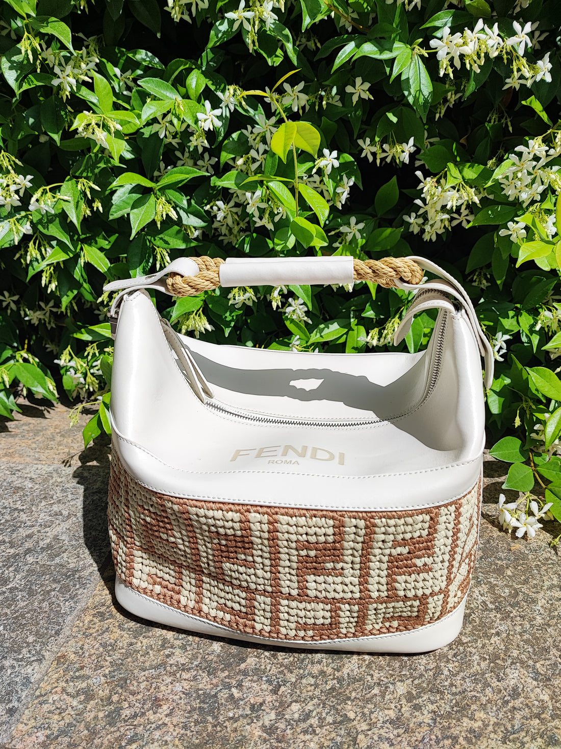 Fendi - Petit sac isotherme blanc et beige