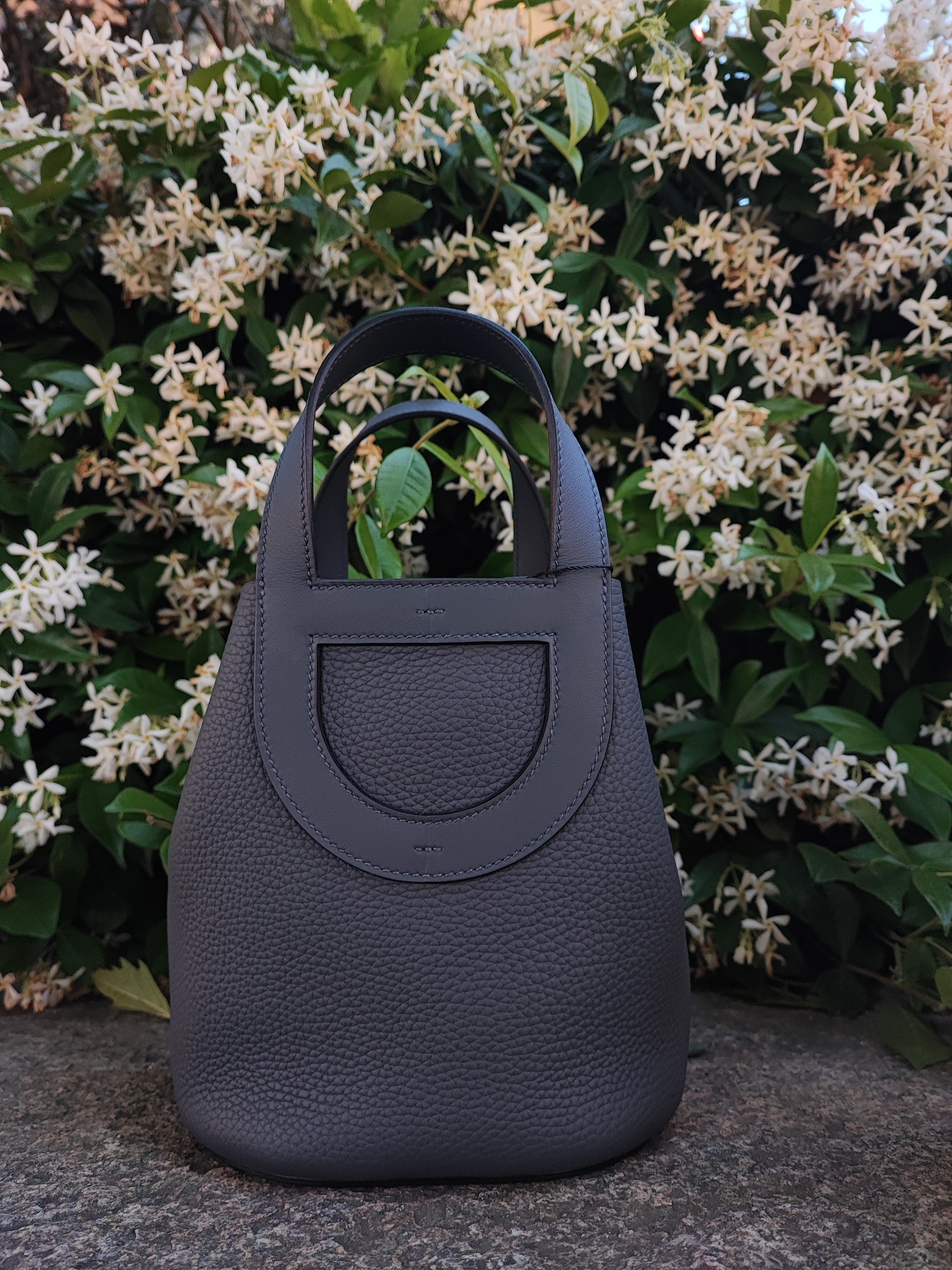 Hermès - Tasche In The Loop 18 Grau