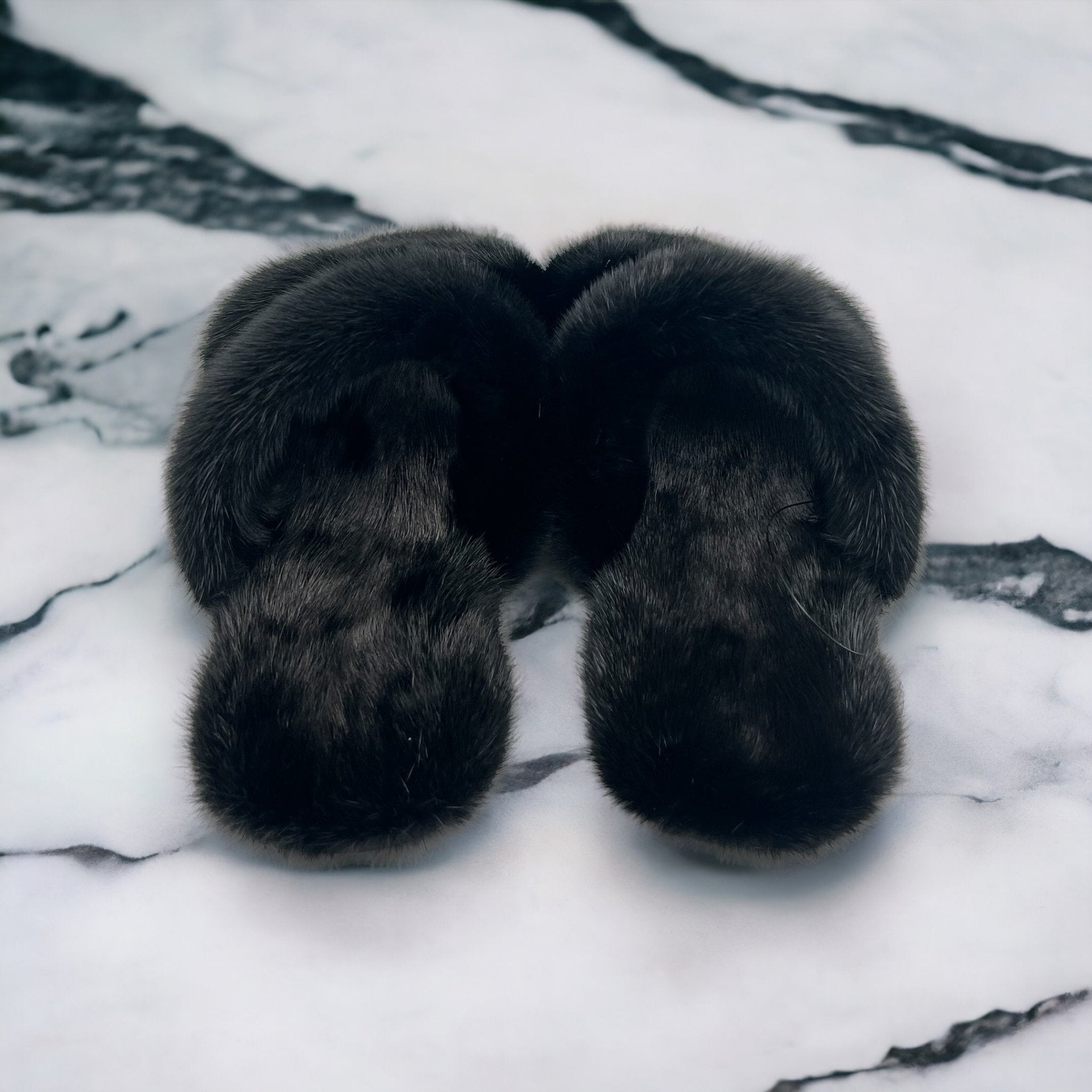Saint Laurent Sandales en Vison Noir 41 - Les Folies d&