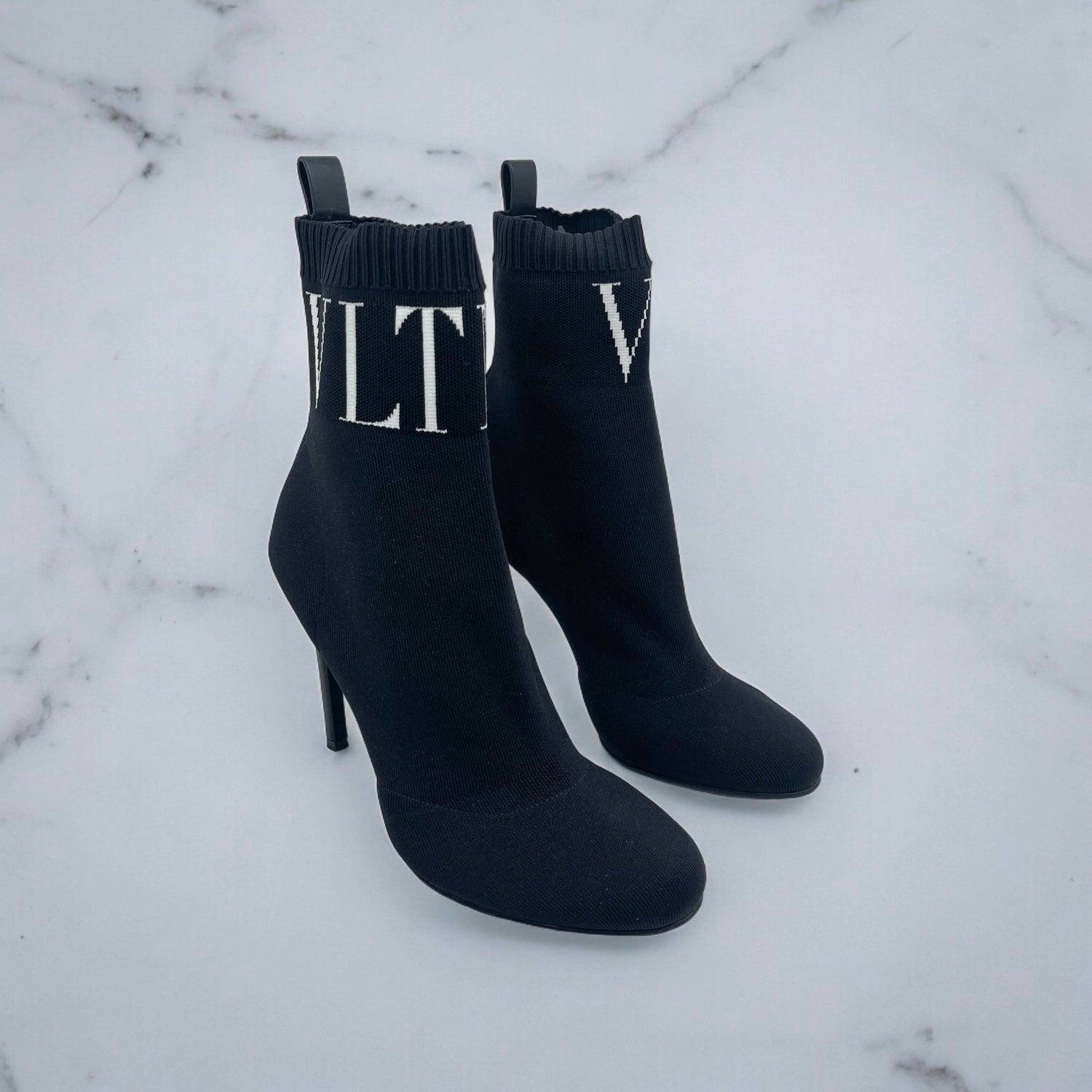 Valentino Bottines à talons Noir 36,5 - Les Folies d&