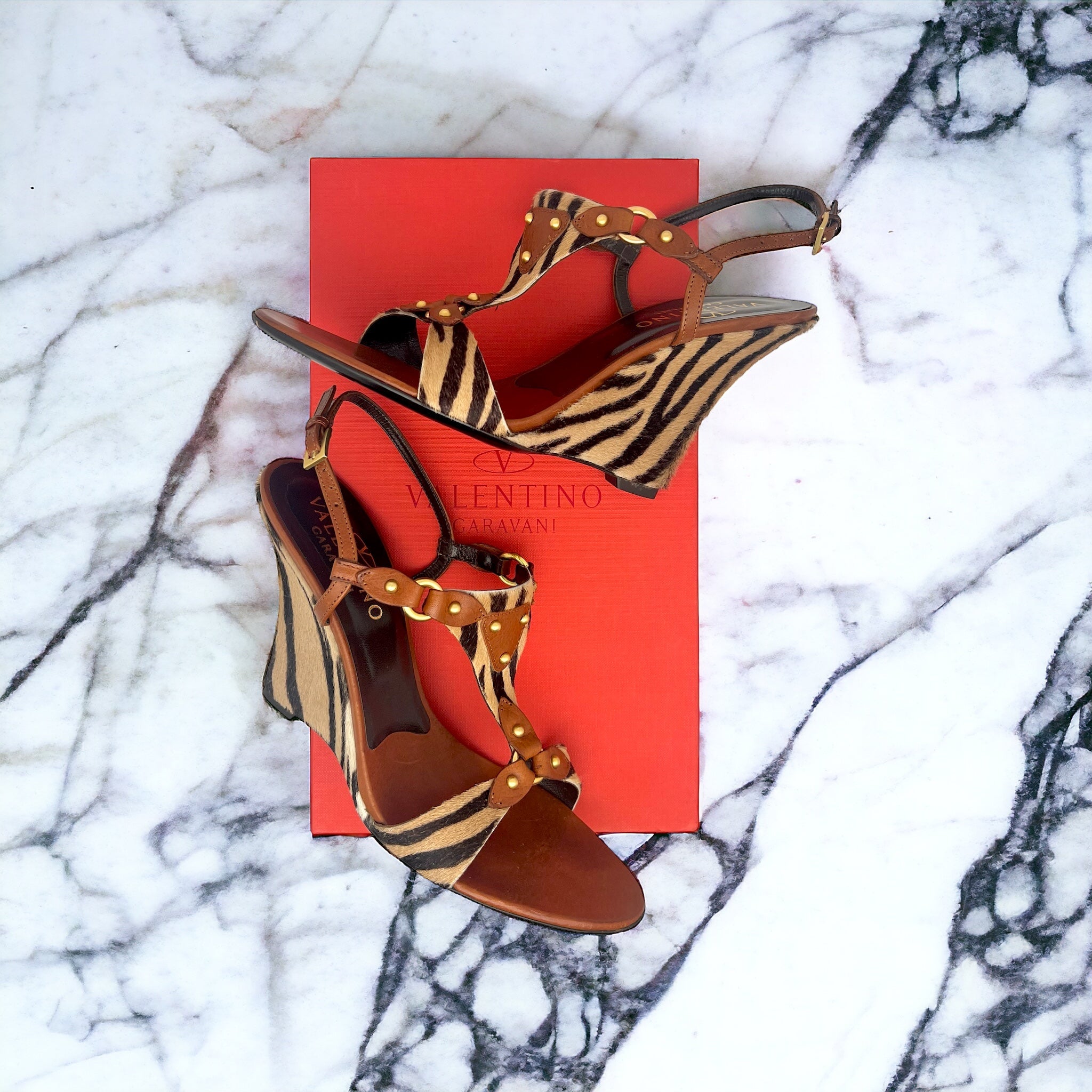 Valentino Talons compensés Marron 38 - Les Folies d&