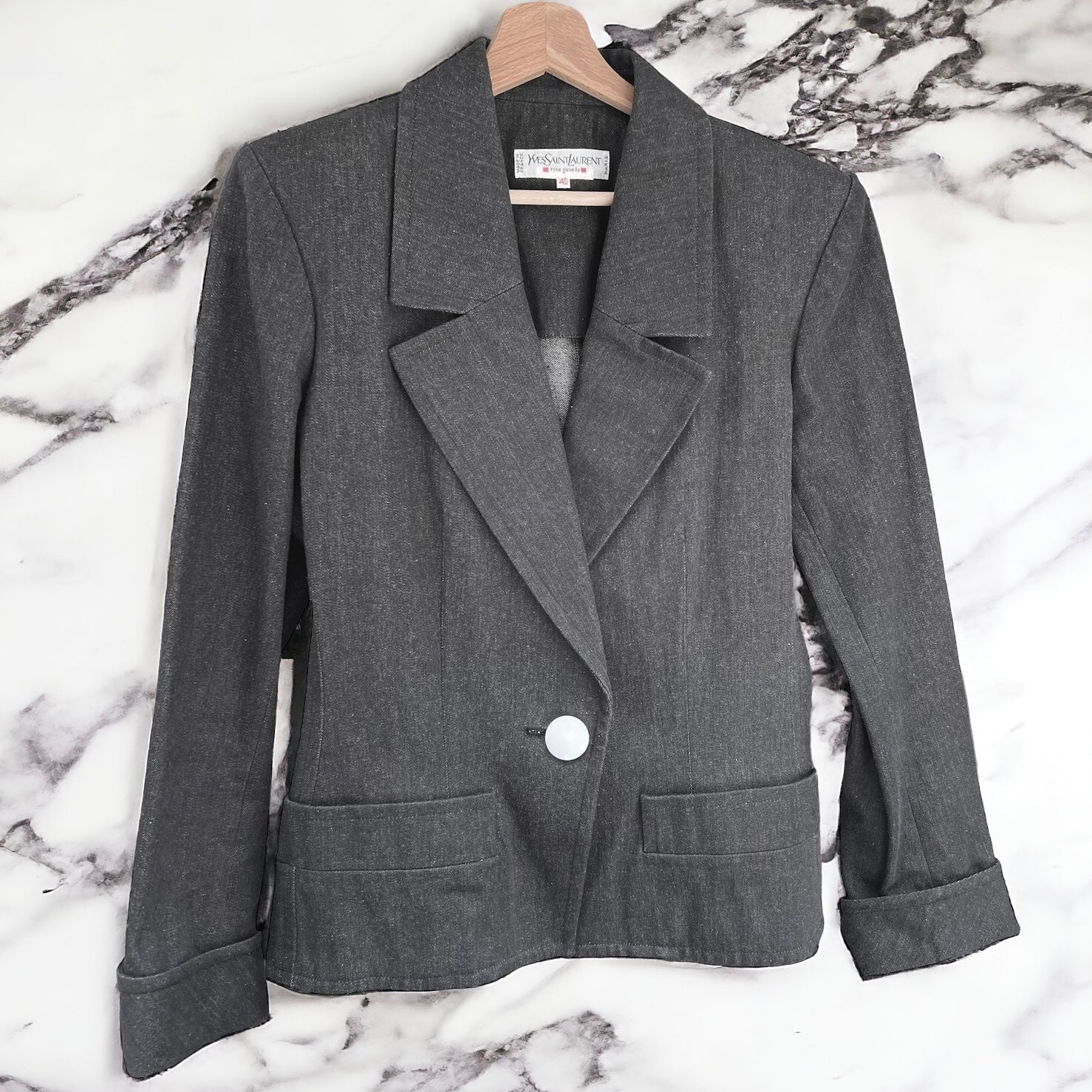 Yves Saint Laurent Veste Denim Noir 40 - Les Folies d&
