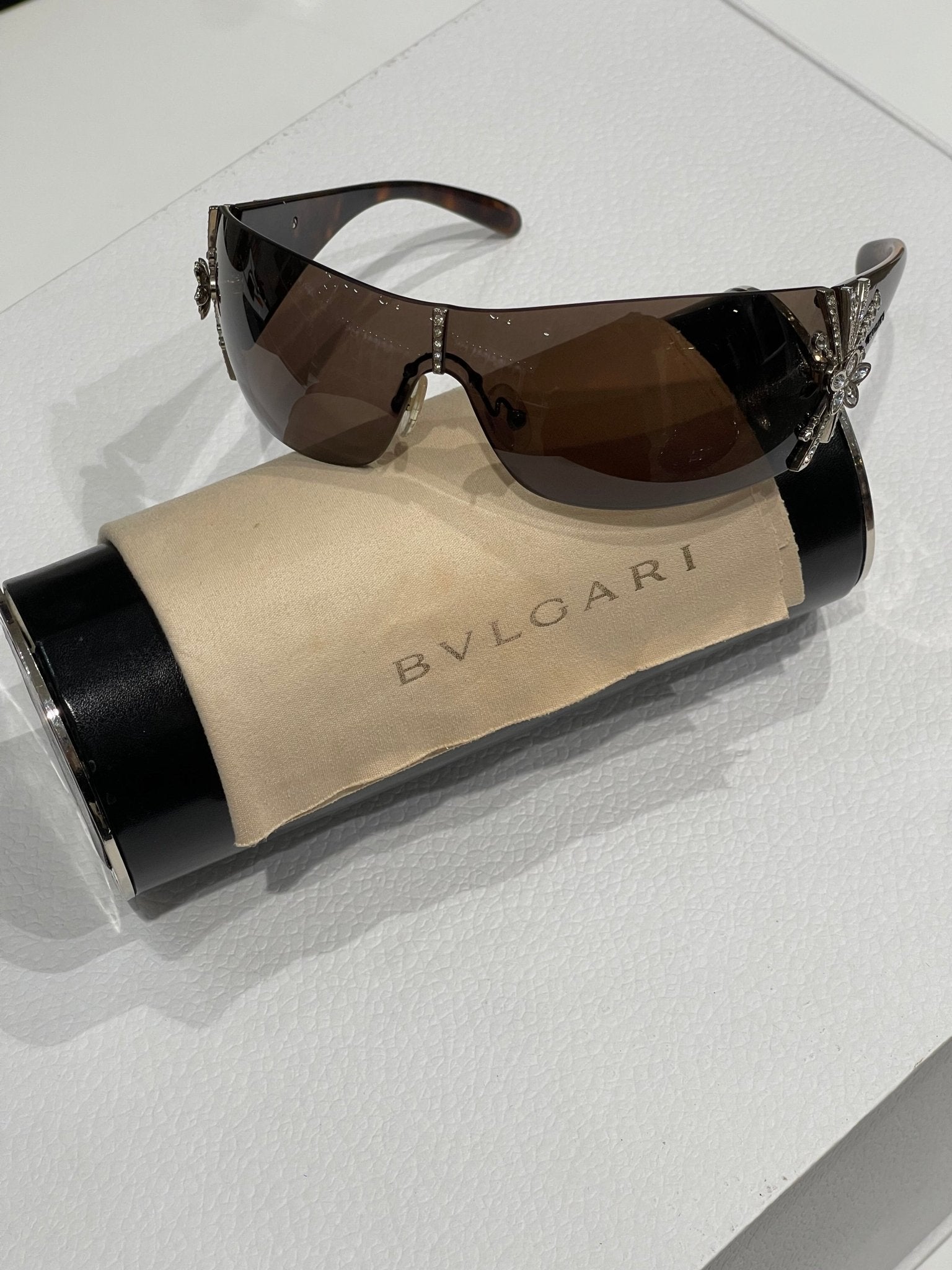 Bulgari - Solaires casque cristaux Swarovski - Les Folies d&