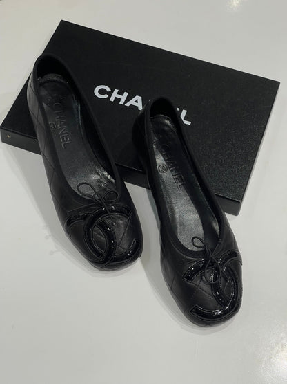 Chanel - Ballerines CC - Les Folies d&