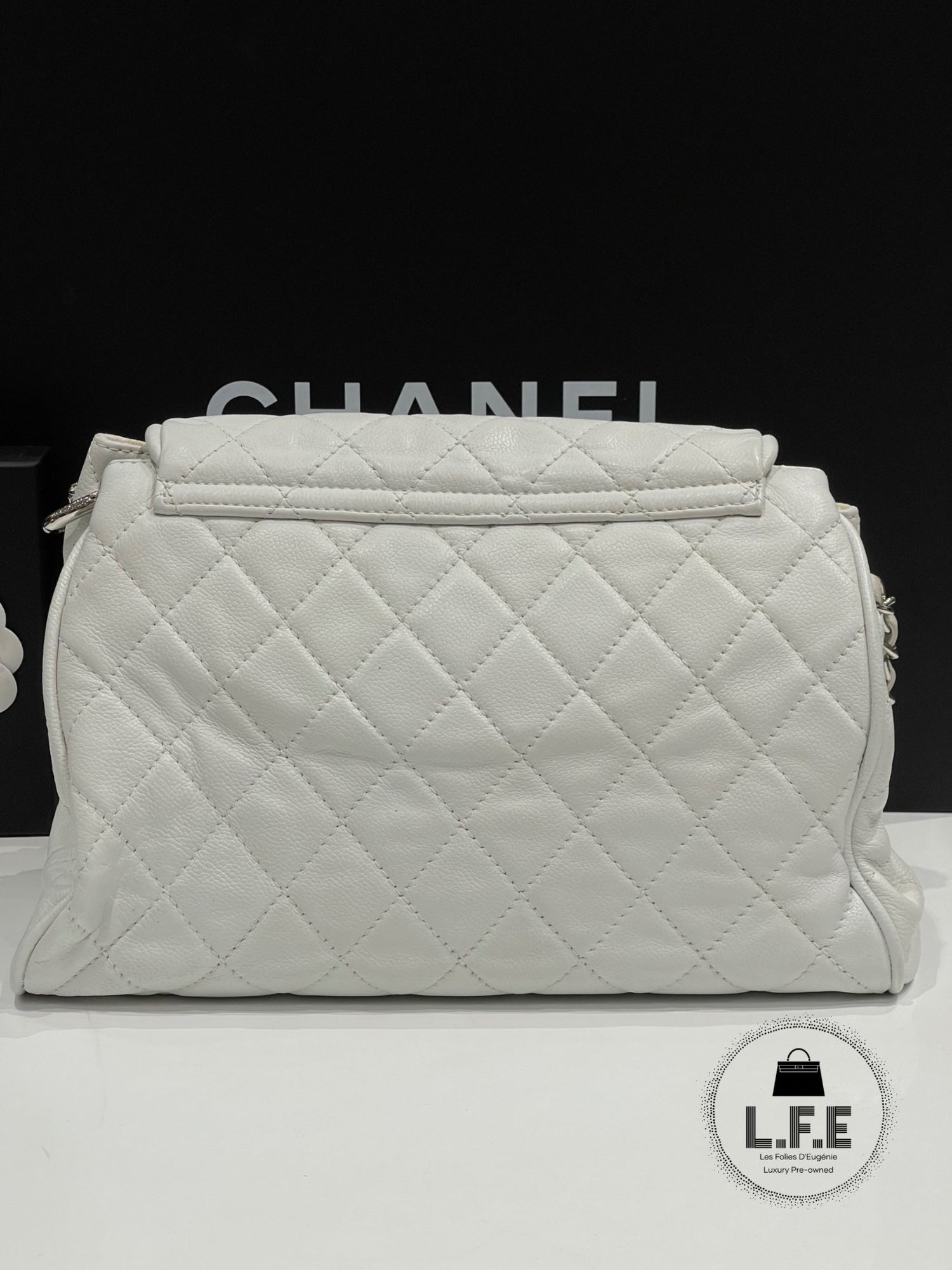 Chanel - Cabas Médaillon rabat MM