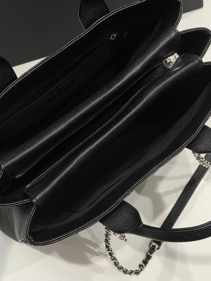 Chanel - Sac cabas classique noir MM - Les Folies d&