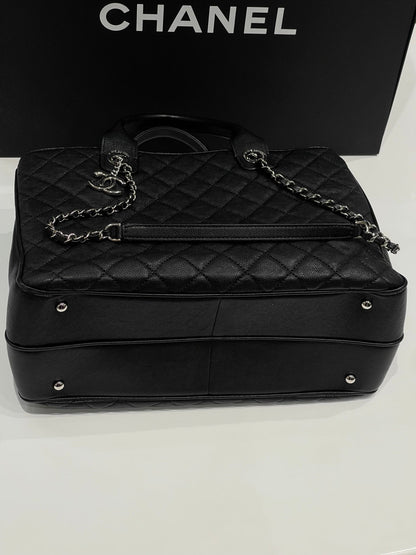 Chanel - Sac cabas classique noir MM - Les Folies d&