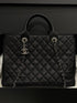 Chanel - Sac cabas classique noir MM - Les Folies d&