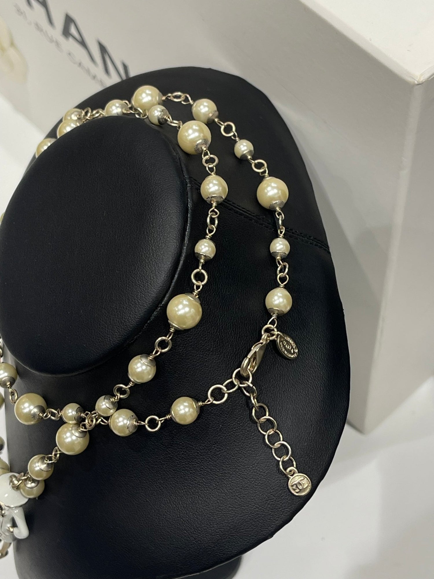 Chanel - Sautoir double Gabrielle - Les Folies d&