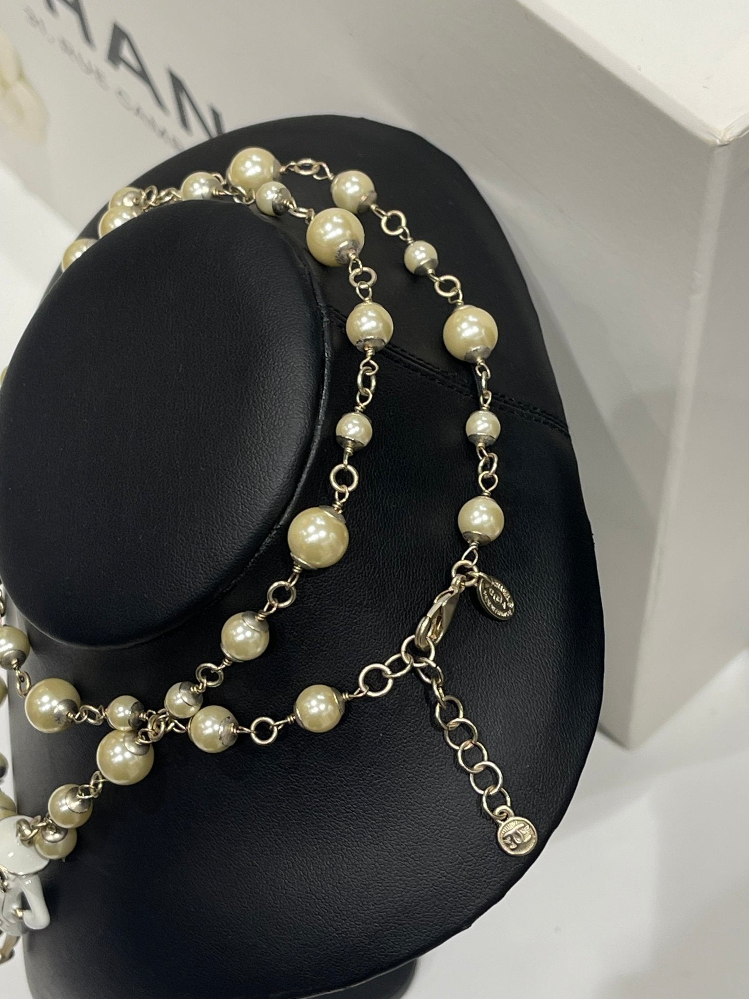 Chanel - Sautoir double Gabrielle - Les Folies d&