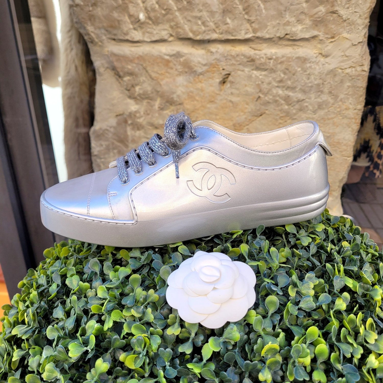 Chanel - Sneakers T39,5 - Les Folies d&