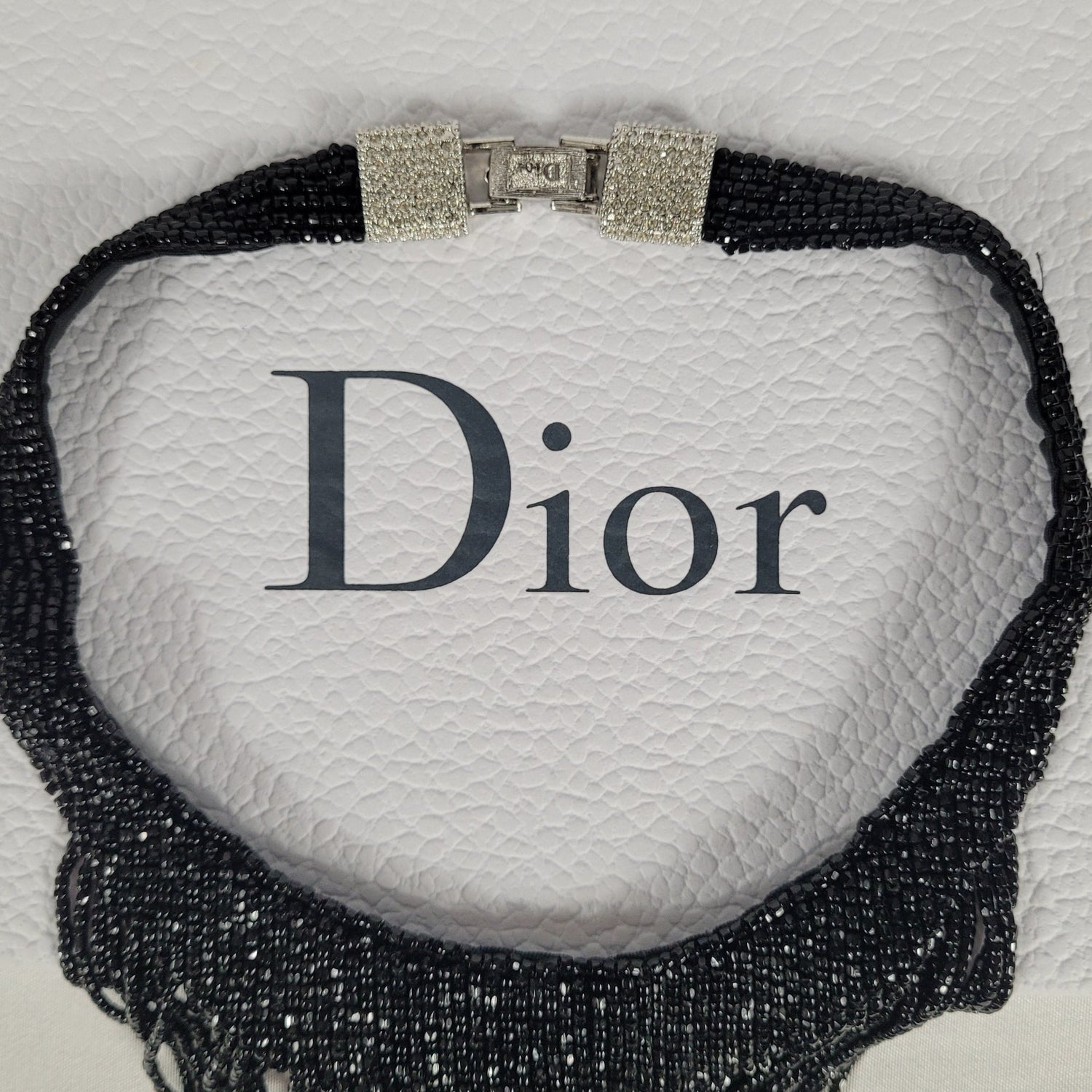 Dior - Collier ras le cou - Les Folies d&