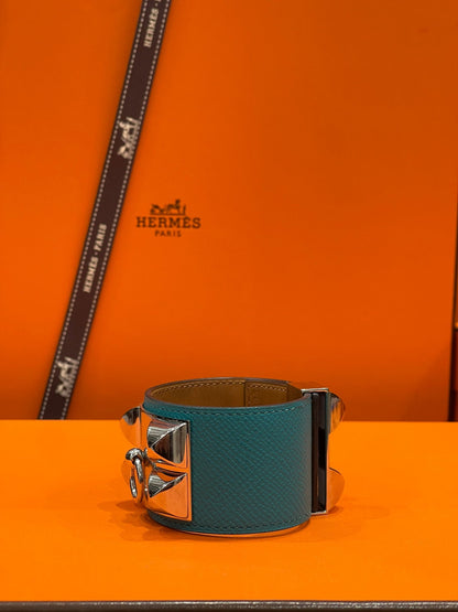 Hermès - Bracelet manchette Collier de chien - Les Folies d&