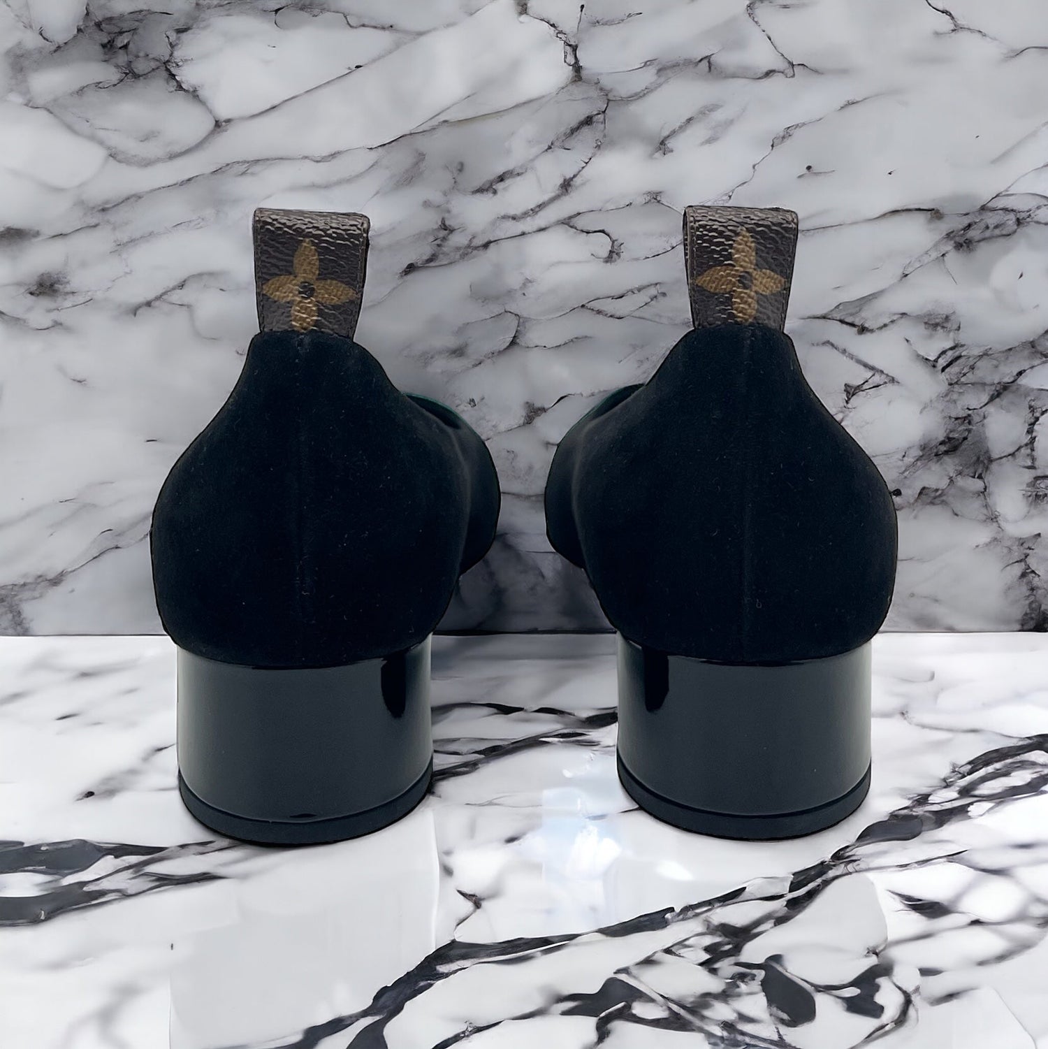 Louis Vuitton Ballerines à talons Noir 37,5 - Les Folies d&