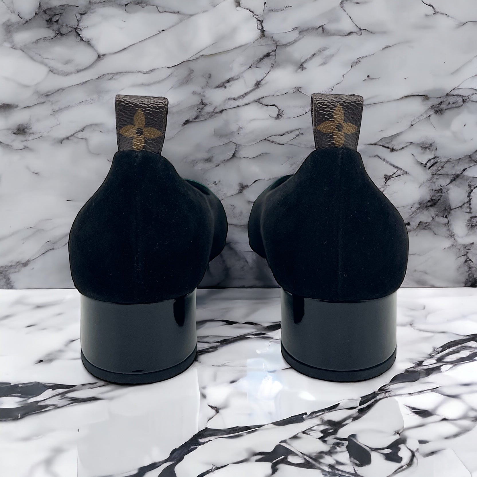 Louis Vuitton Ballerines à talons Noir 37,5 - Les Folies d&