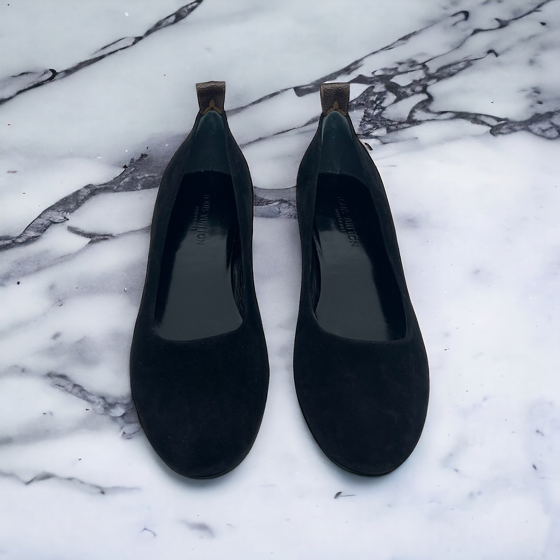 Louis Vuitton Ballerines à talons Noir 37,5 - Les Folies d&