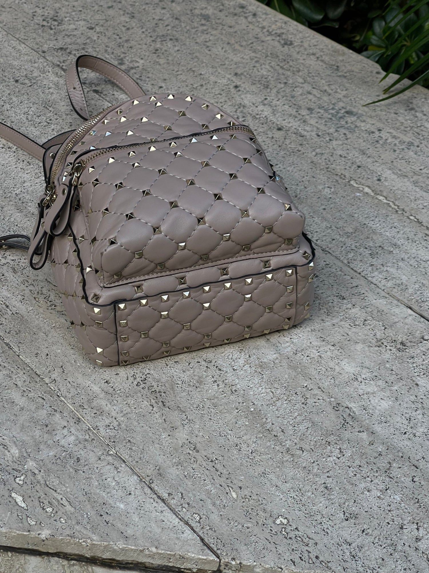 Valentino - Mini sac à dos Rockstud spike nude - Les Folies d&